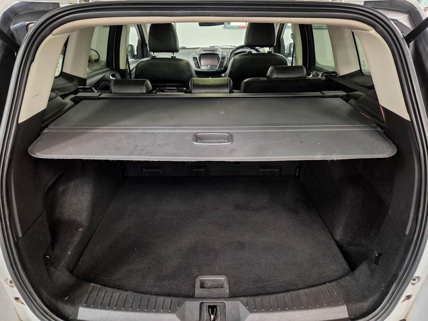 Used Ford Kuga 2016 for sale - 77040953: Photo 27