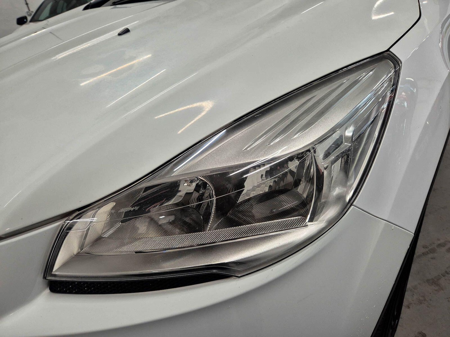 Used Ford Kuga 2016 for sale - 77040953: Photo 9