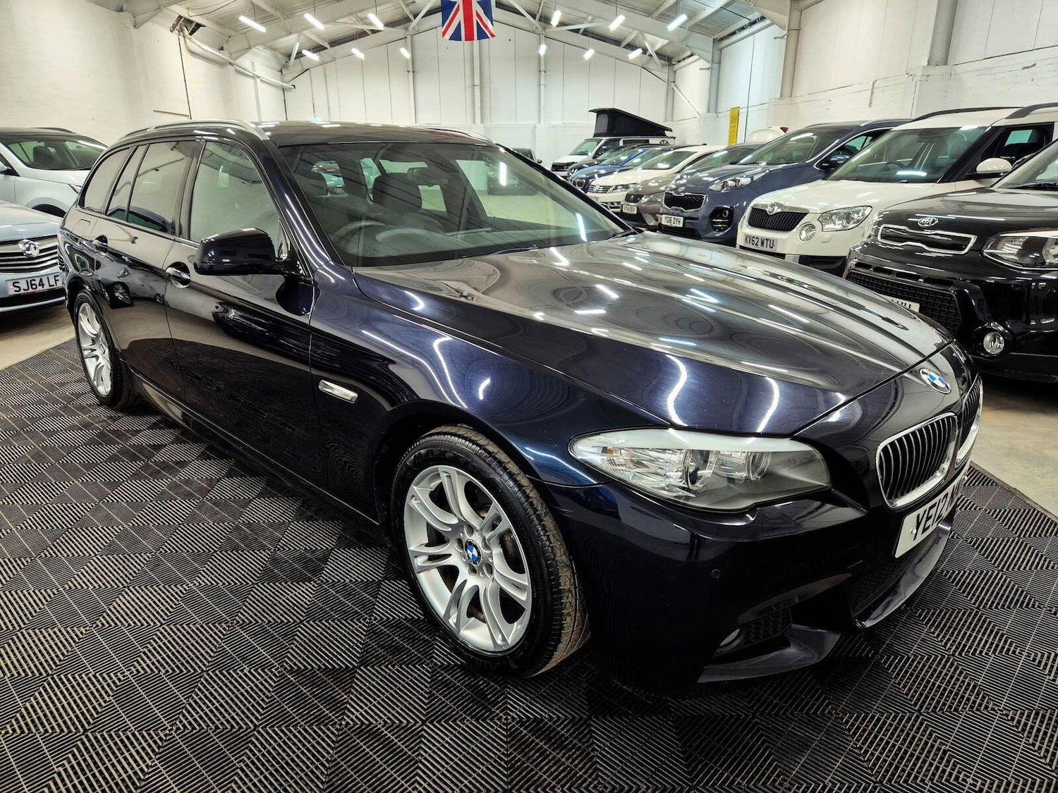 Used BMW 5 Series 2012 for sale - 77793517: Photo 1