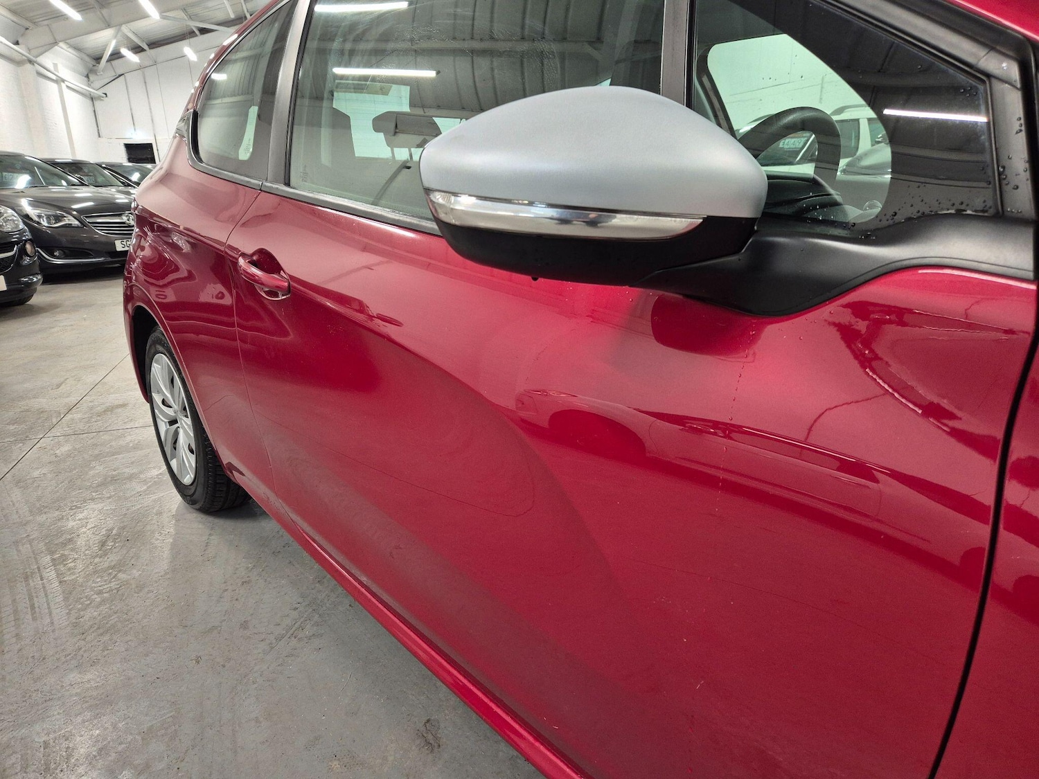 Used Peugeot 208 2014 for sale - 76786455: Photo 14