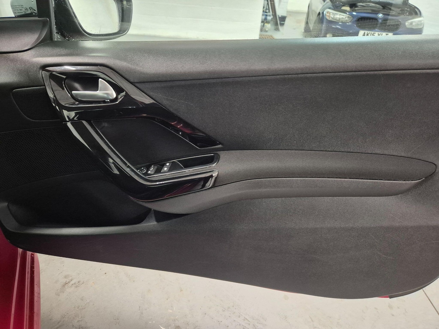 Used Peugeot 208 2014 for sale - 76786455: Photo 30