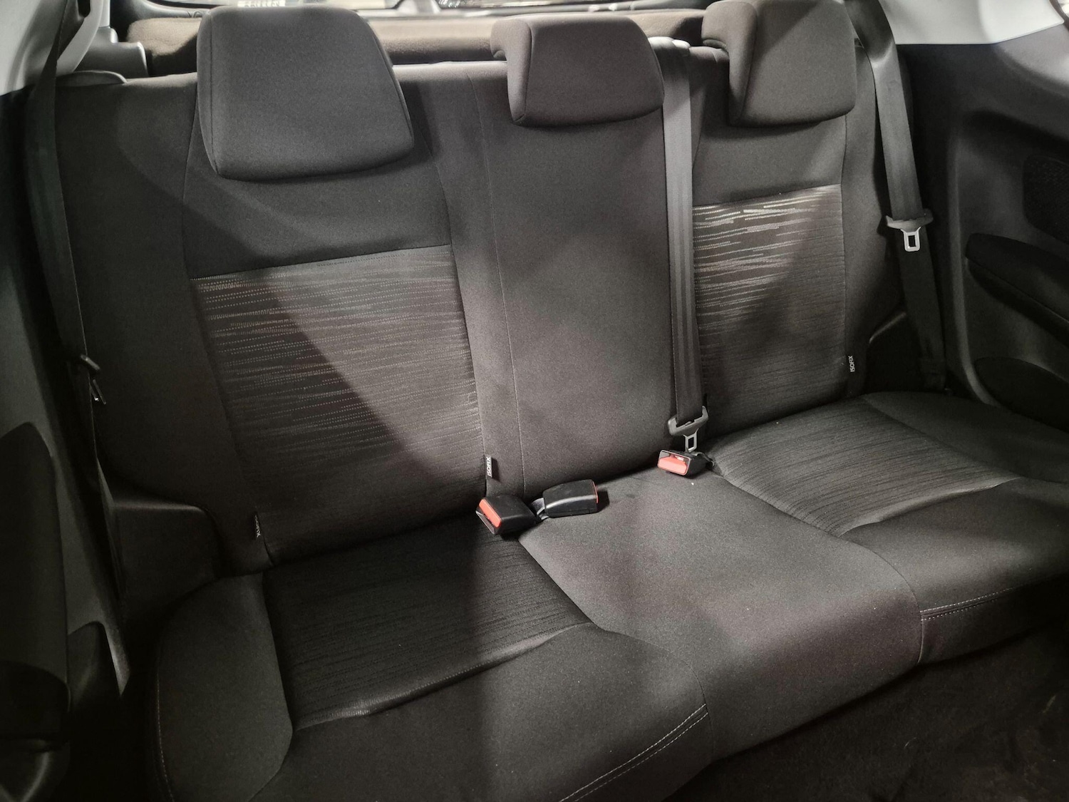 Used Peugeot 208 2014 for sale - 76786455: Photo 32