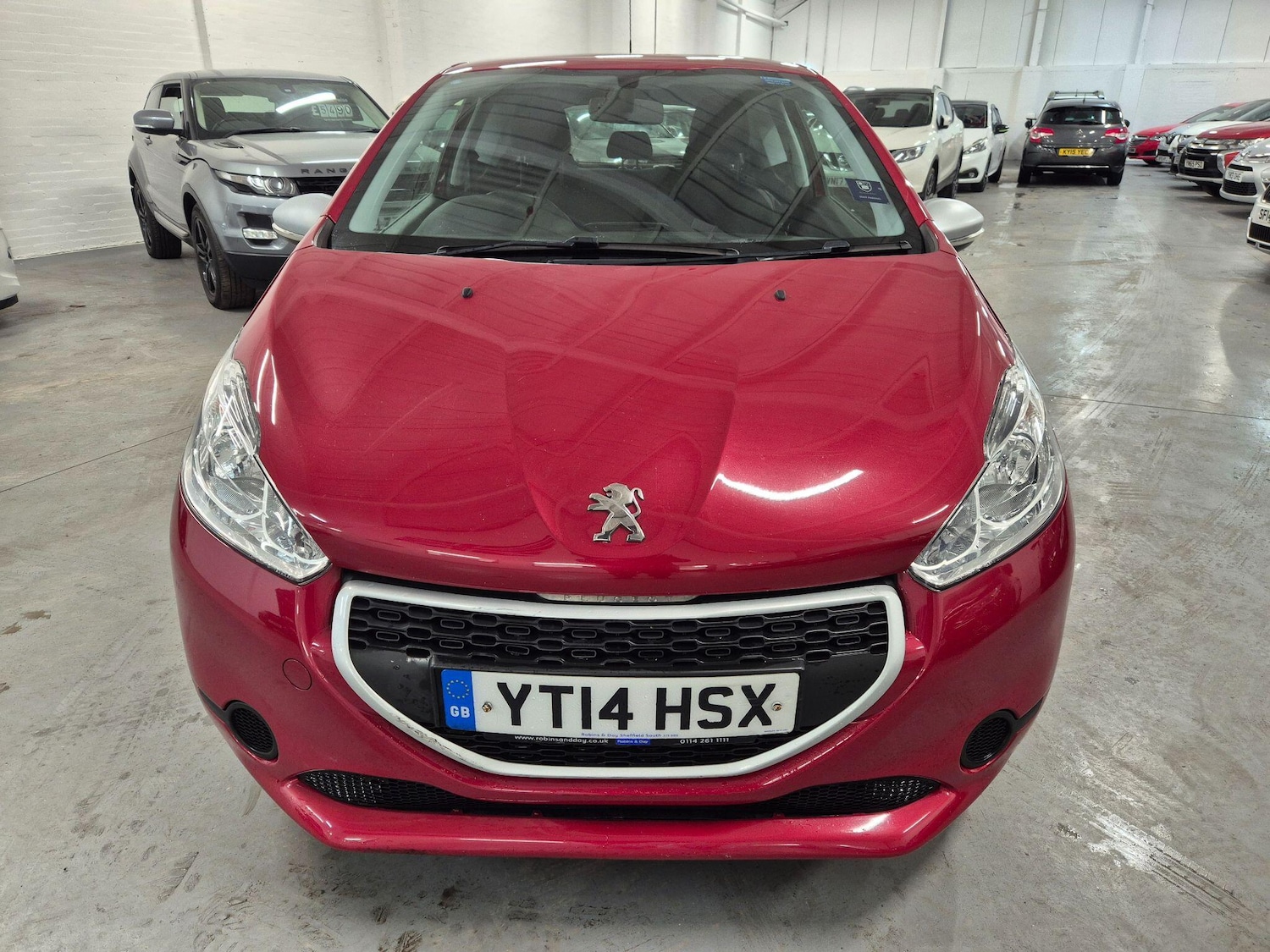 Used Peugeot 208 2014 for sale - 76786455: Photo 5