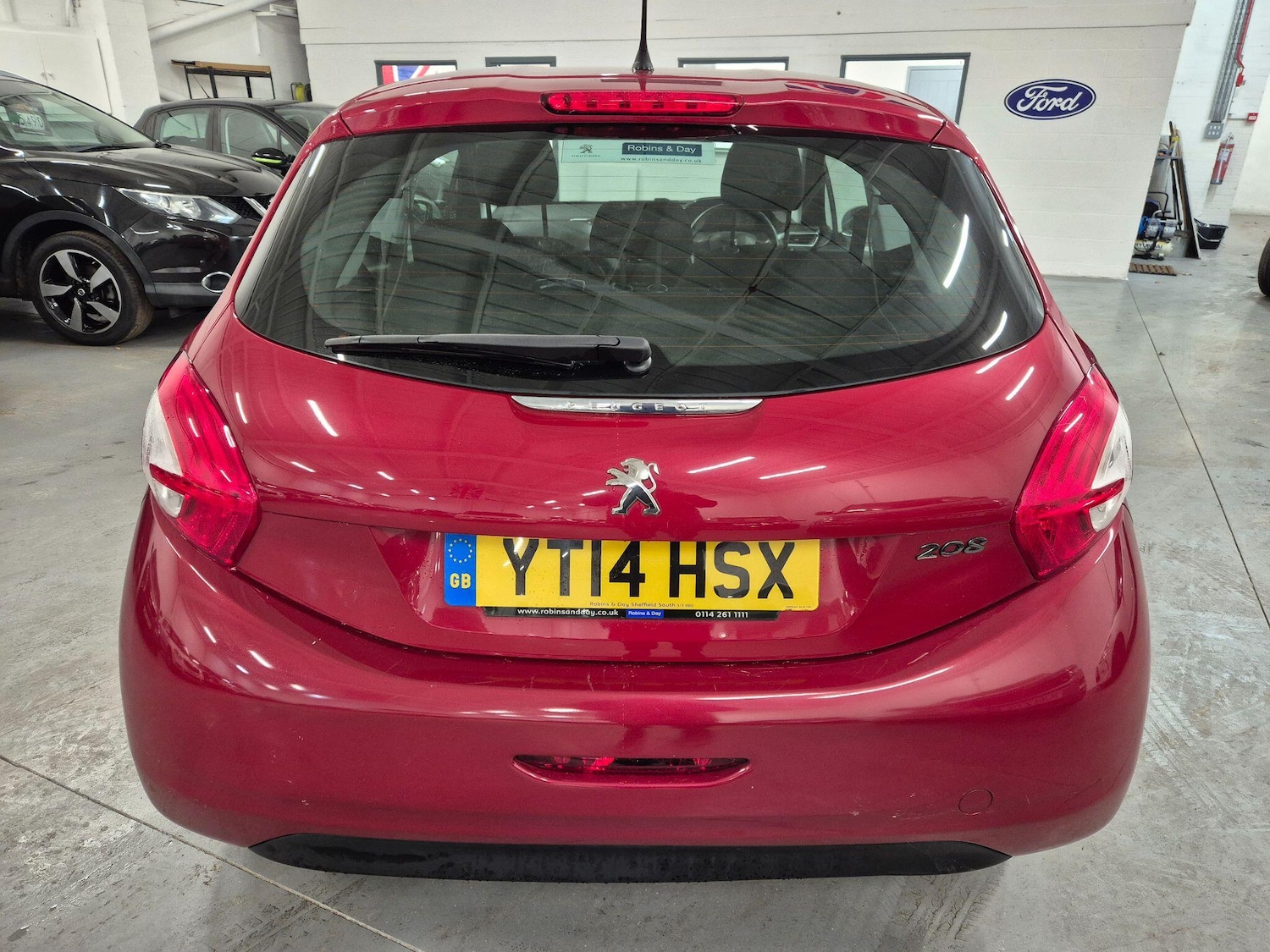 Used Peugeot 208 2014 for sale - 76786455: Photo 8
