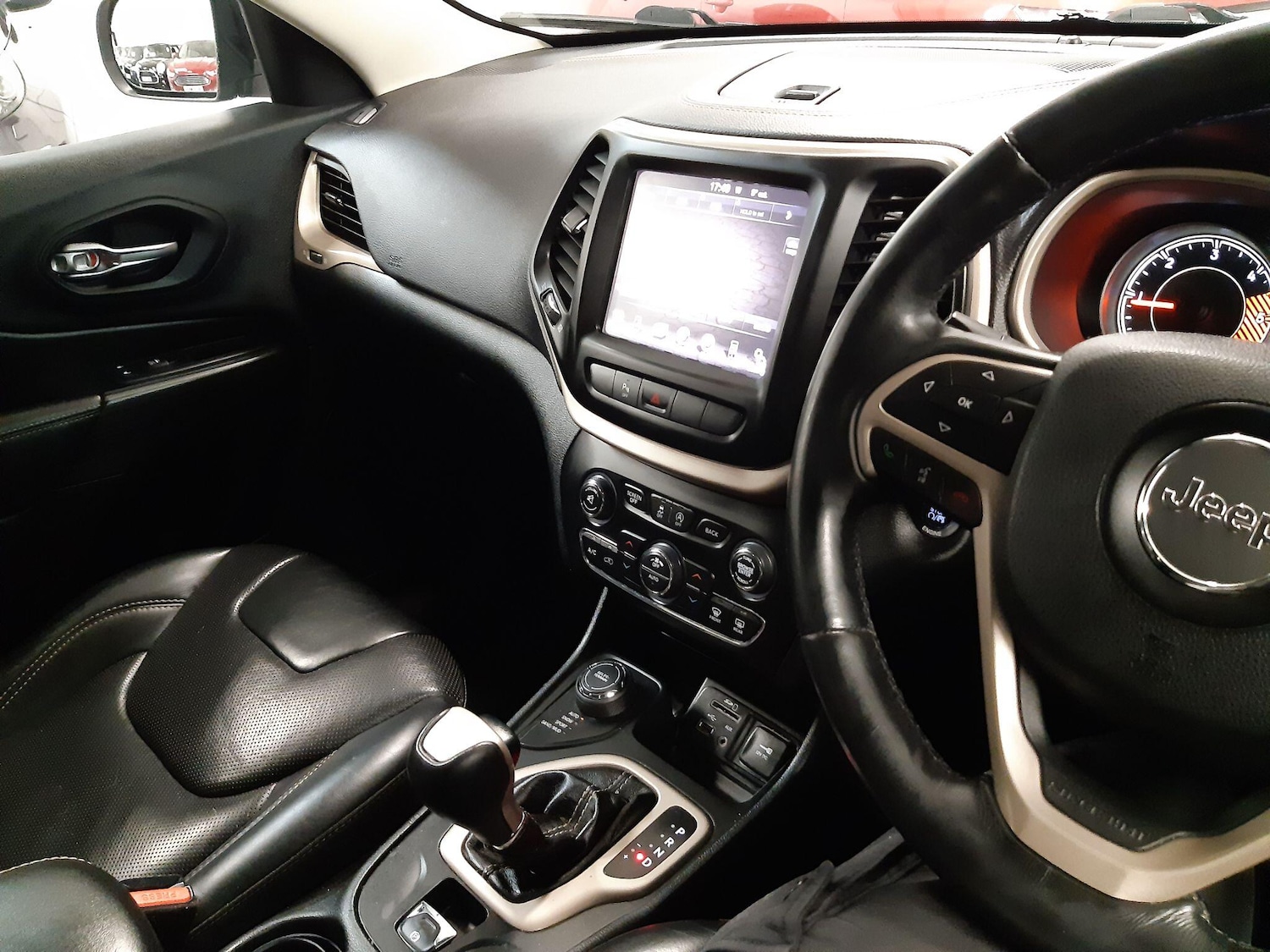 Used Jeep Cherokee 2015 for sale - 76644930: Photo 14