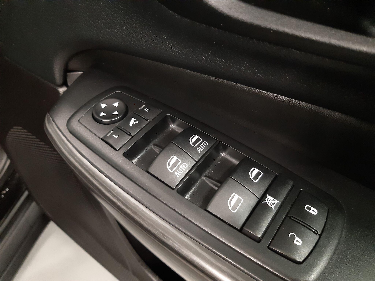 Used Jeep Cherokee 2015 for sale - 76644930: Photo 19