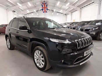 Used Jeep Cherokee 2015 for sale - 76644930: Photo