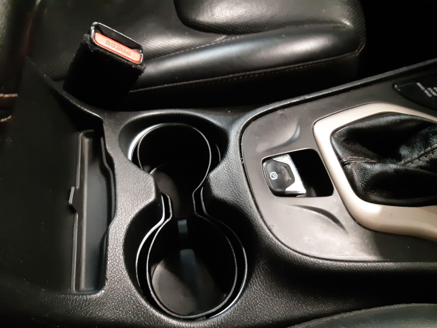 Used Jeep Cherokee 2015 for sale - 76644930: Photo 63