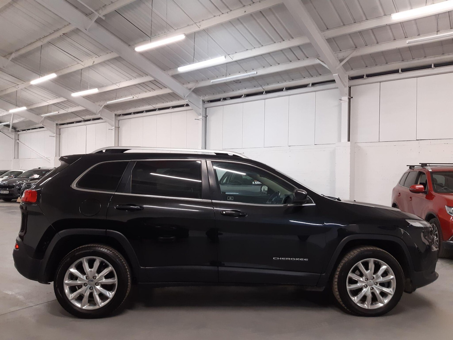 Used Jeep Cherokee 2015 for sale - 76644930: Photo 9