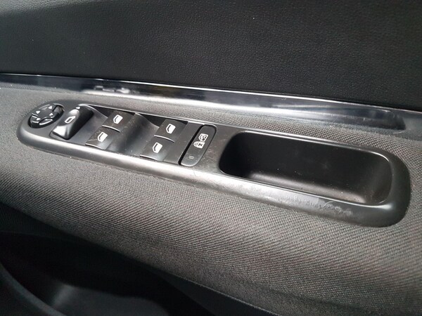 Used Peugeot 3008 2013 for sale - 76174813: Photo 16