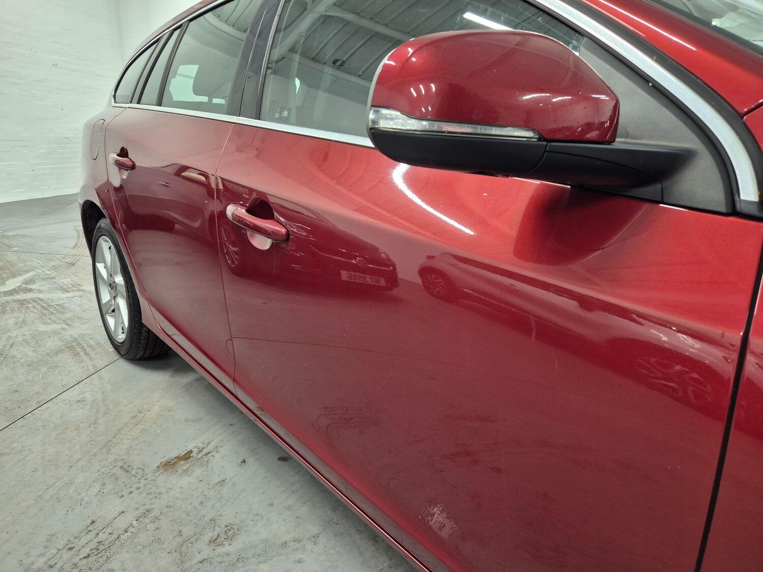 Used Volvo V60 2014 for sale - 76899700: Photo 13