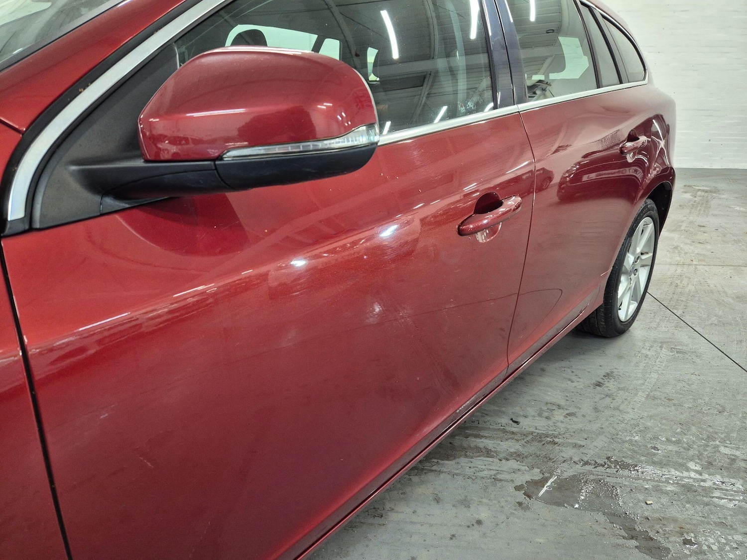 Used Volvo V60 2014 for sale - 76899700: Photo 14