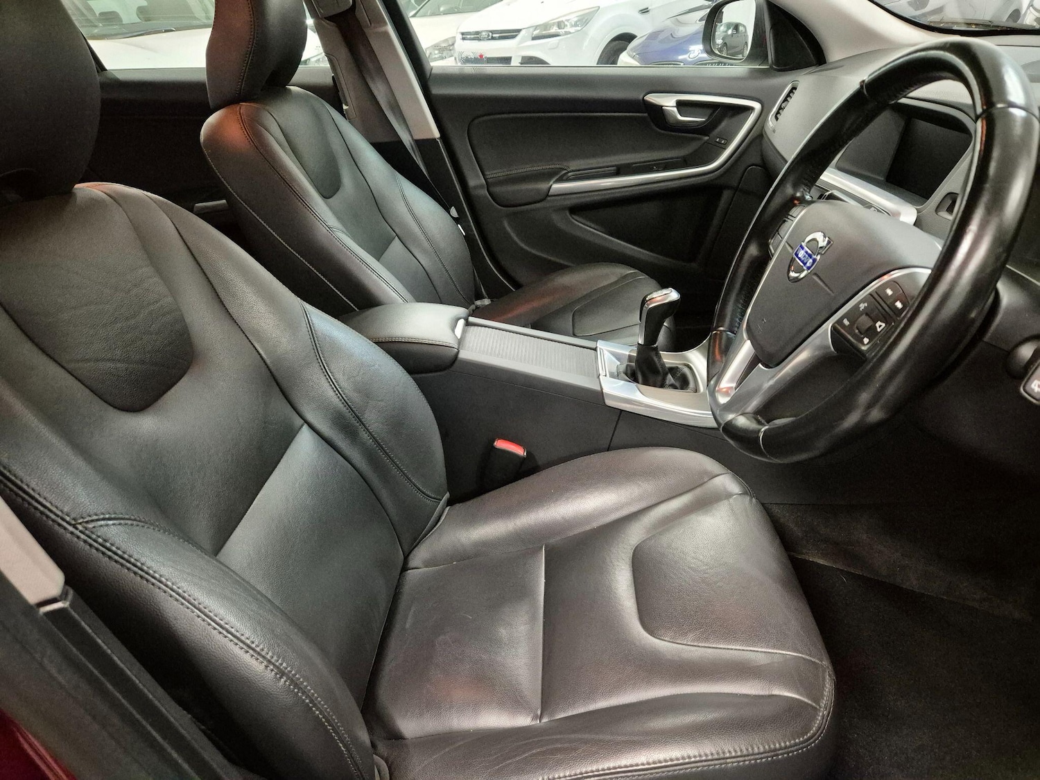 Used Volvo V60 2014 for sale - 76899700: Photo 28