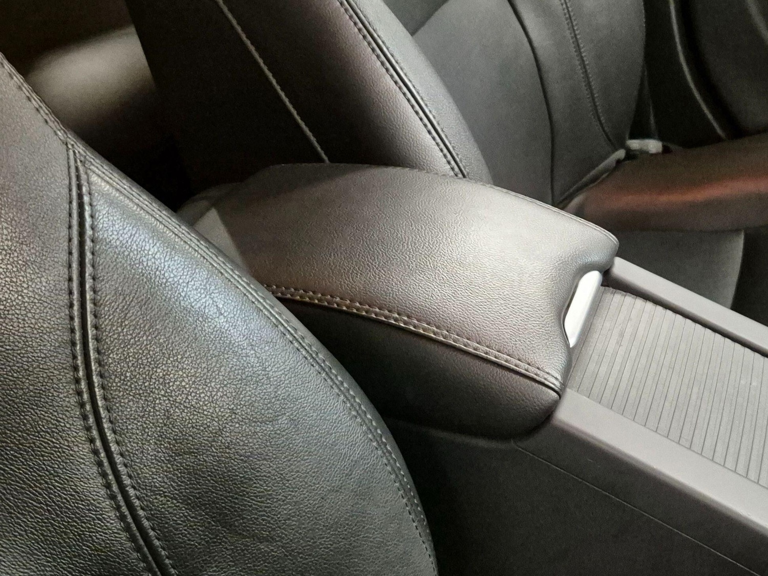 Used Volvo V60 2014 for sale - 76899700: Photo 33