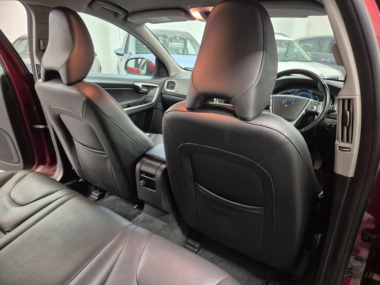 Used Volvo V60 2014 for sale - 76899700: Photo 40