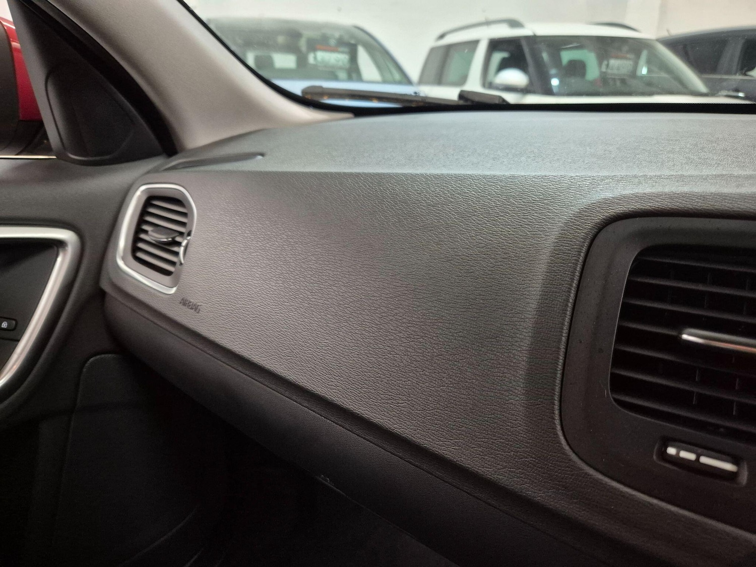 Used Volvo V60 2014 for sale - 76899700: Photo 57