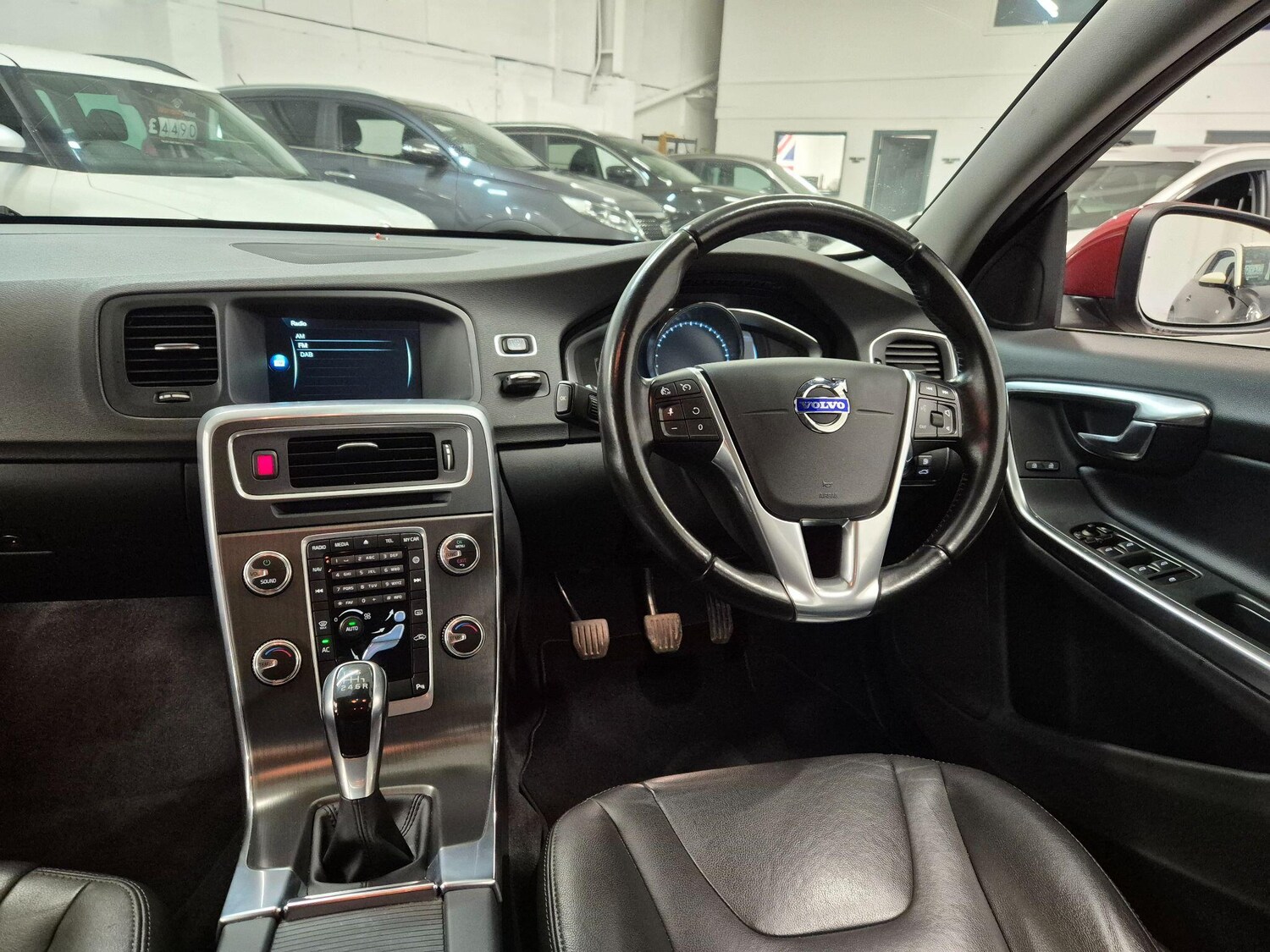 Used Volvo V60 2014 for sale - 76899700: Photo 60