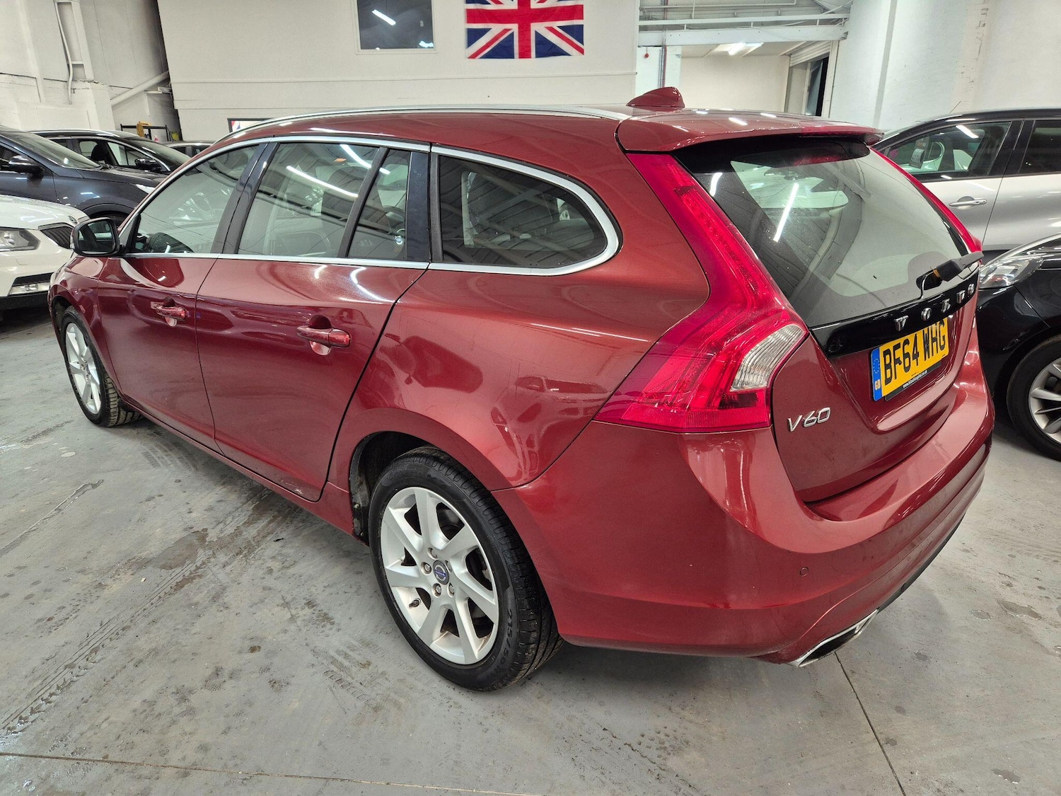 Used Volvo V60 2014 for sale - 76899700: Photo 7