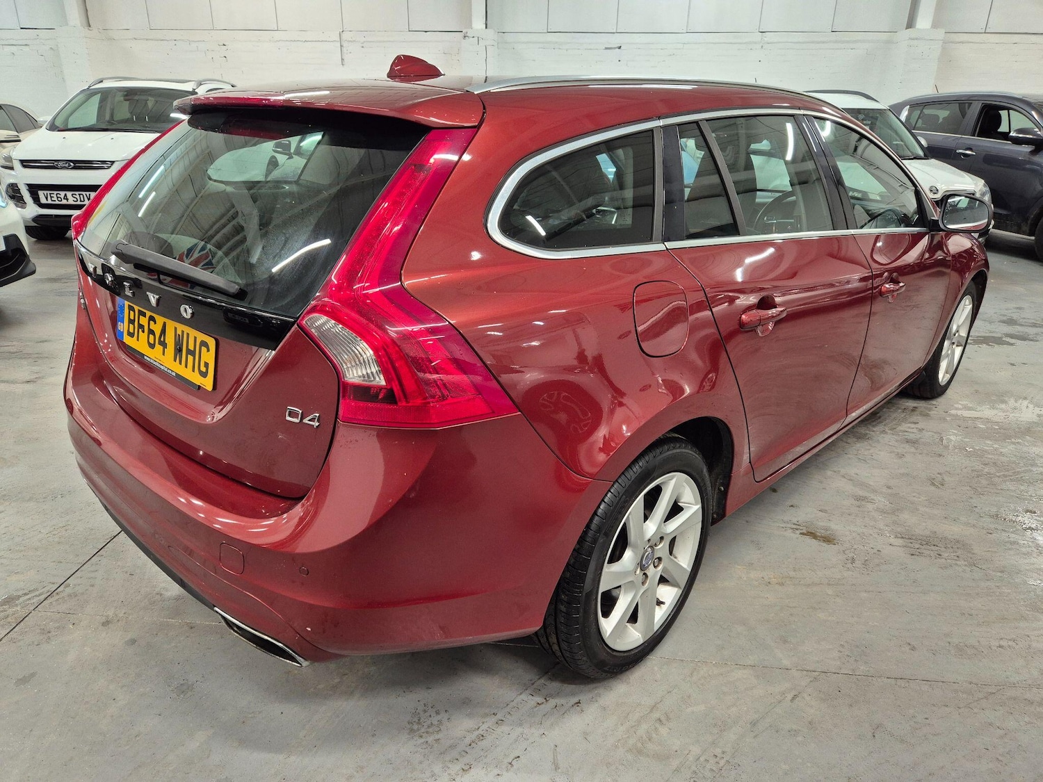 Used Volvo V60 2014 for sale - 76899700: Photo 9