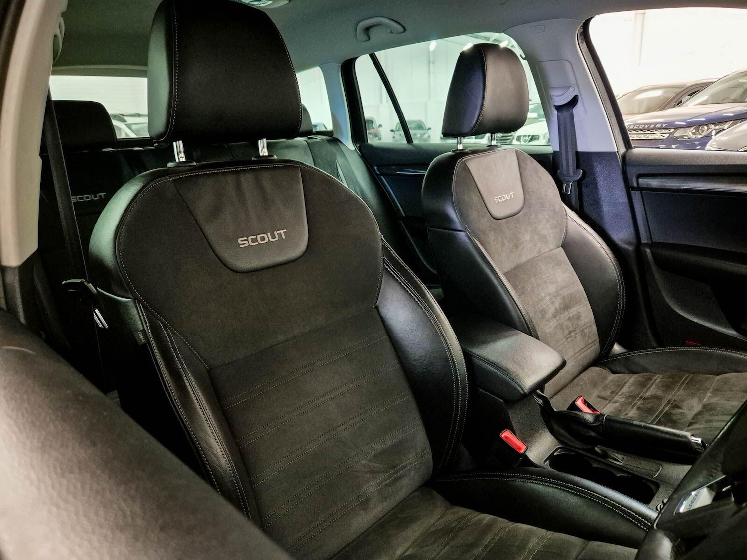 Used Skoda Octavia 2017 for sale - 78072439: Photo 2