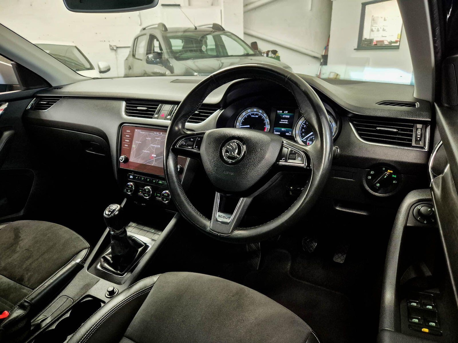 Used Skoda Octavia 2017 for sale - 78072439: Photo 35