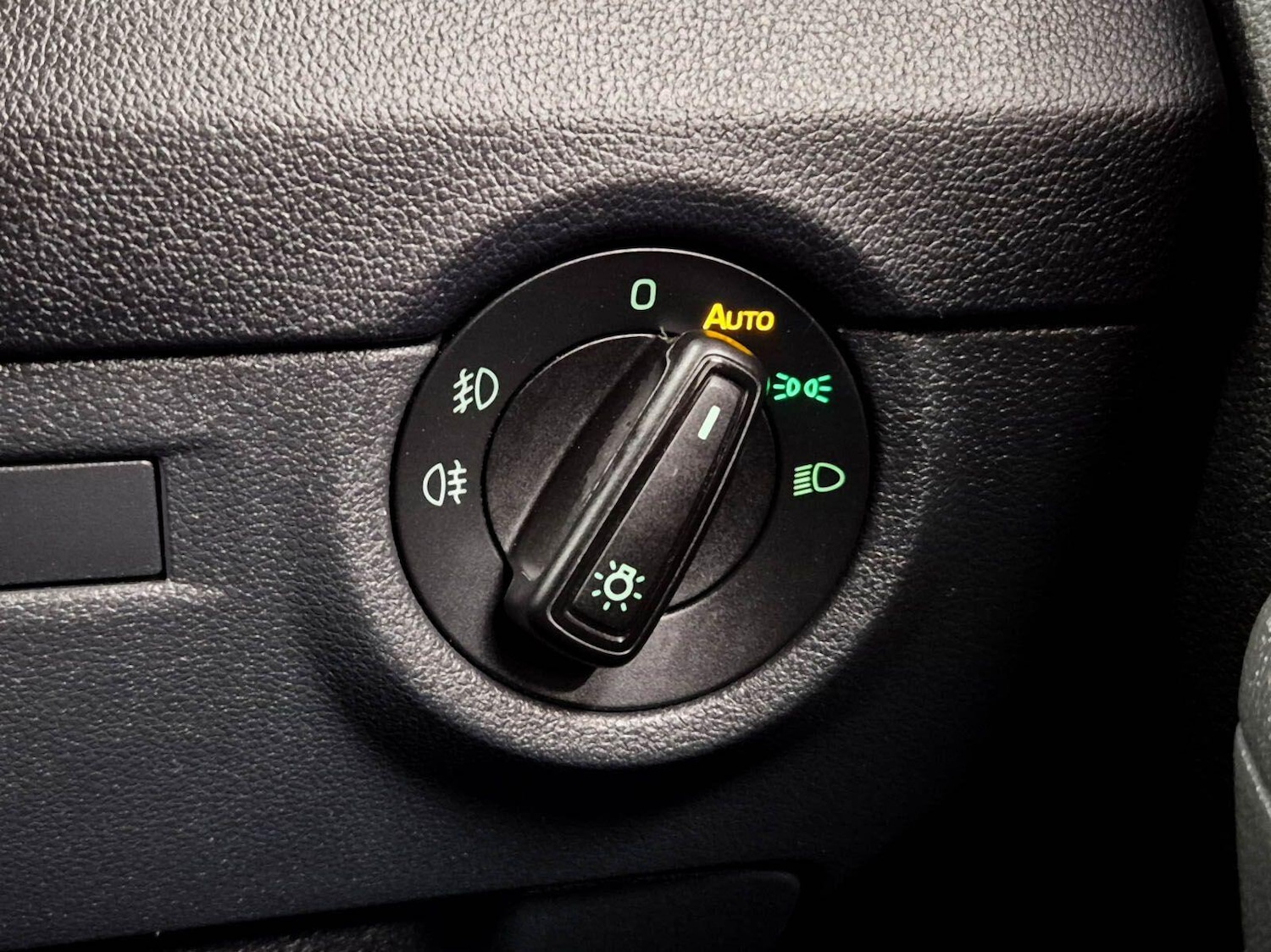 Used Skoda Octavia 2017 for sale - 78072439: Photo 85