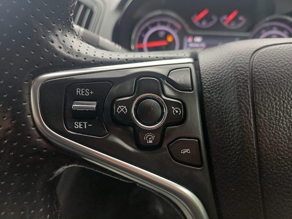 Used Vauxhall Insignia 2015 for sale - 76158591: Photo 17