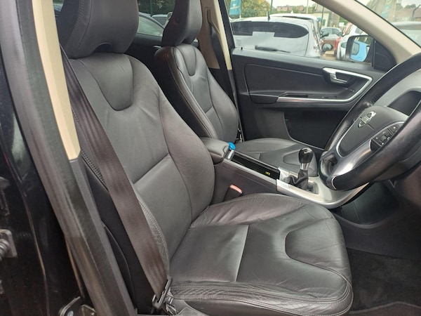 Used Volvo XC60 2012 for sale - 76158537: Photo 17