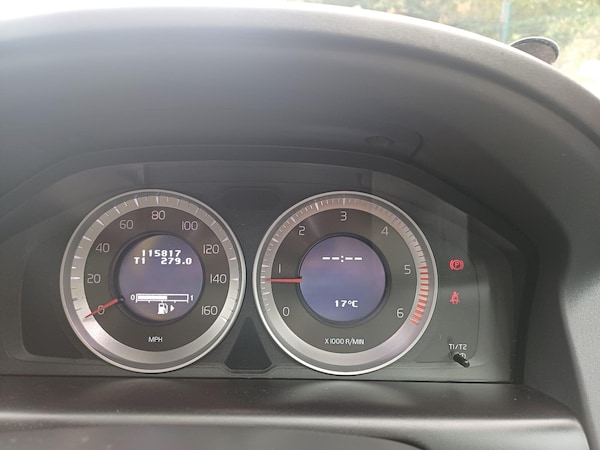Used Volvo XC60 2012 for sale - 76158537: Photo 32