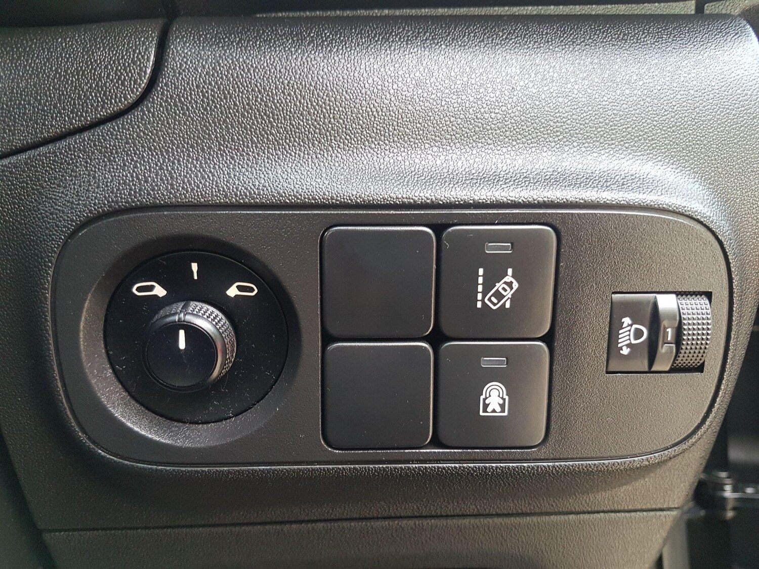 Used Citroen C3 2016 for sale - 76307337: Photo 16