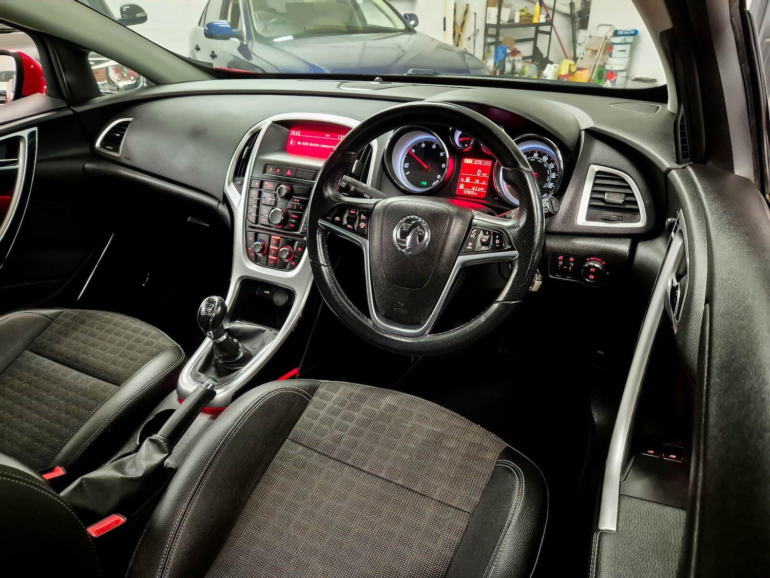 Used Vauxhall Astra GTC 2013 for sale - 77670992: Photo 26