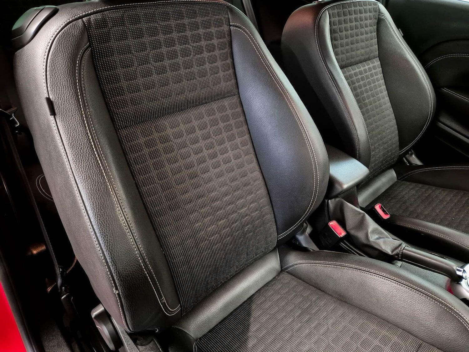 Used Vauxhall Astra GTC 2013 for sale - 77670992: Photo 32