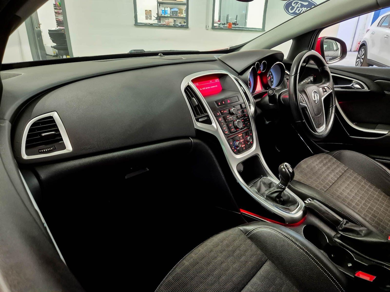 Used Vauxhall Astra GTC 2013 for sale - 77670992: Photo 50