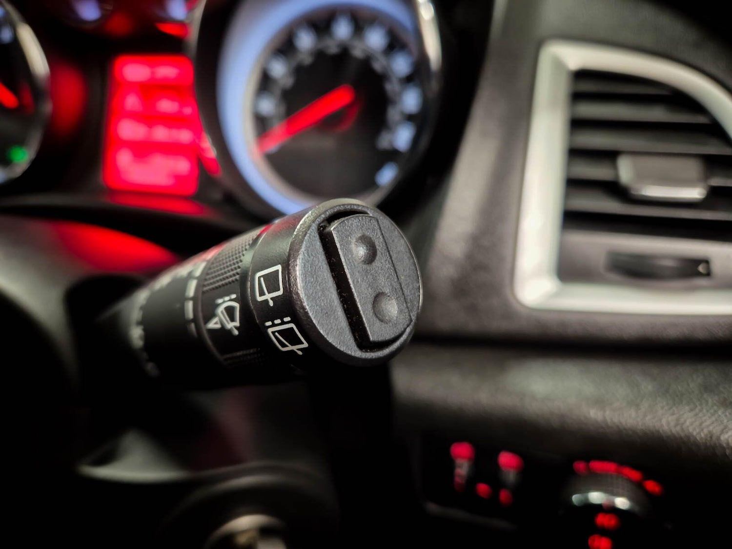 Used Vauxhall Astra GTC 2013 for sale - 77670992: Photo 74