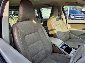 Used Volvo XC70 2009 for sale - 75756279: Photo