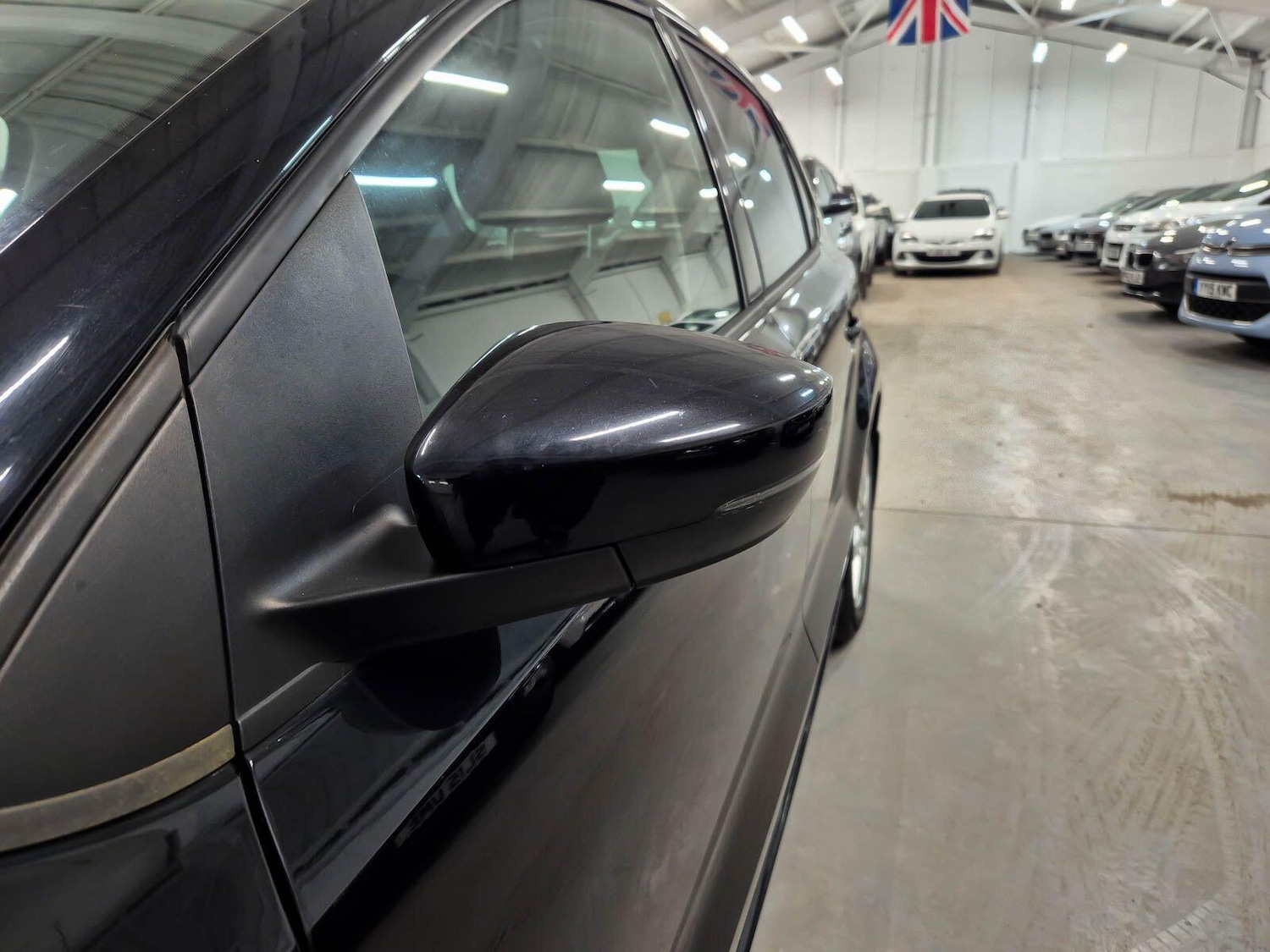 Used Volkswagen Polo 2012 for sale - 76952352: Photo 12