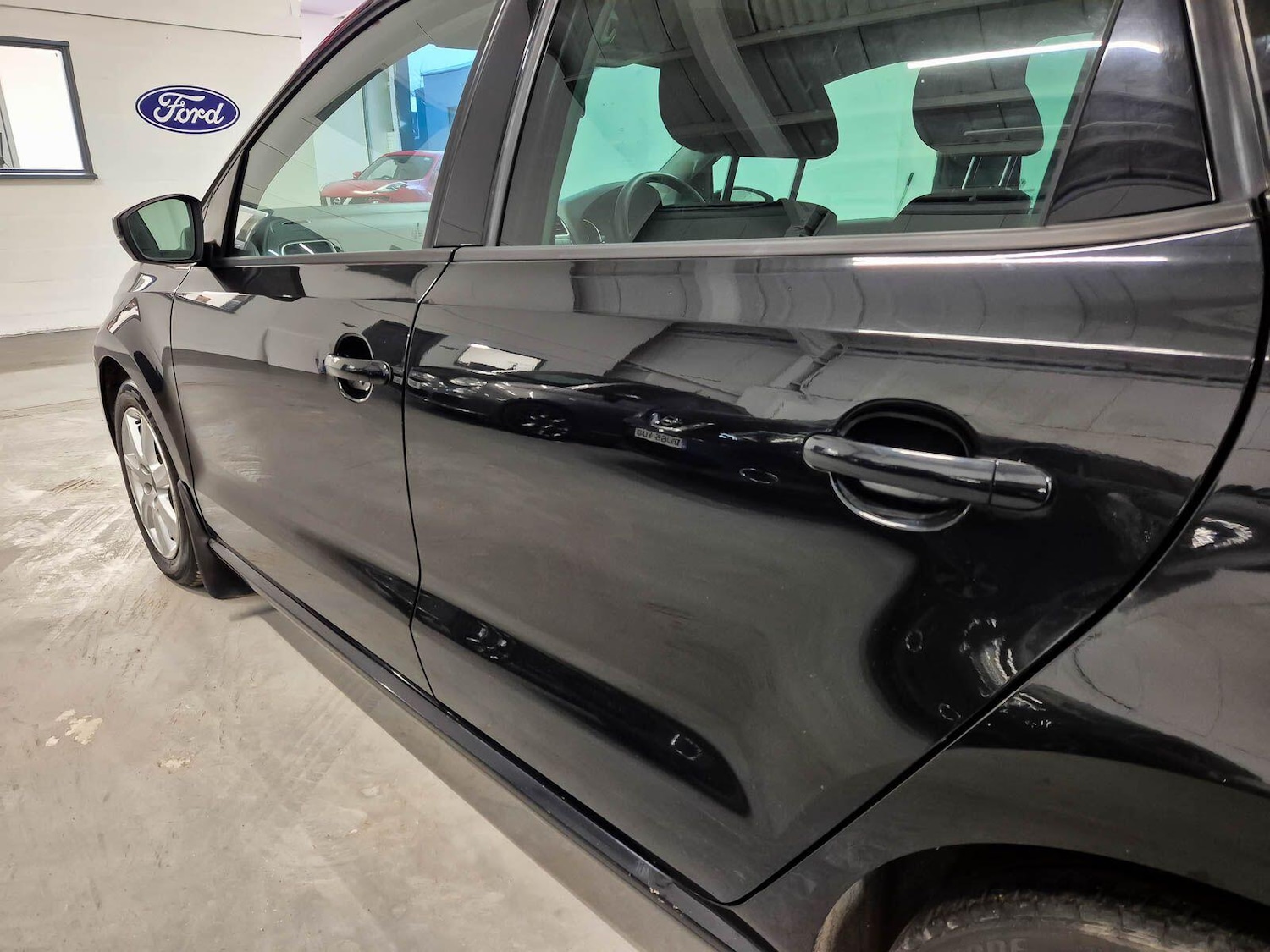 Used Volkswagen Polo 2012 for sale - 76952352: Photo 15