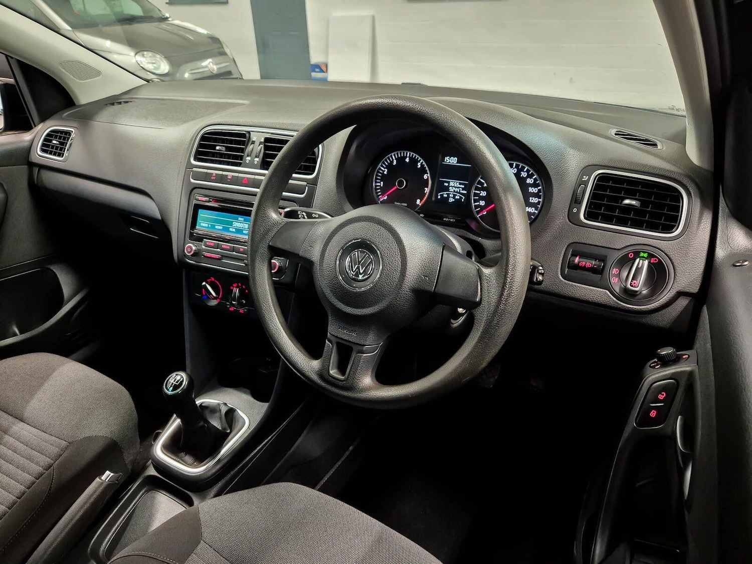 Used Volkswagen Polo 2012 for sale - 76952352: Photo 23