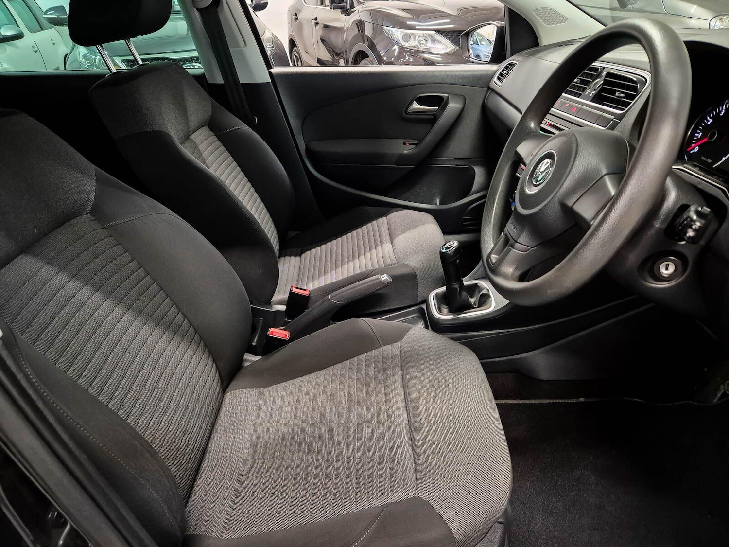 Used Volkswagen Polo 2012 for sale - 76952352: Photo 26