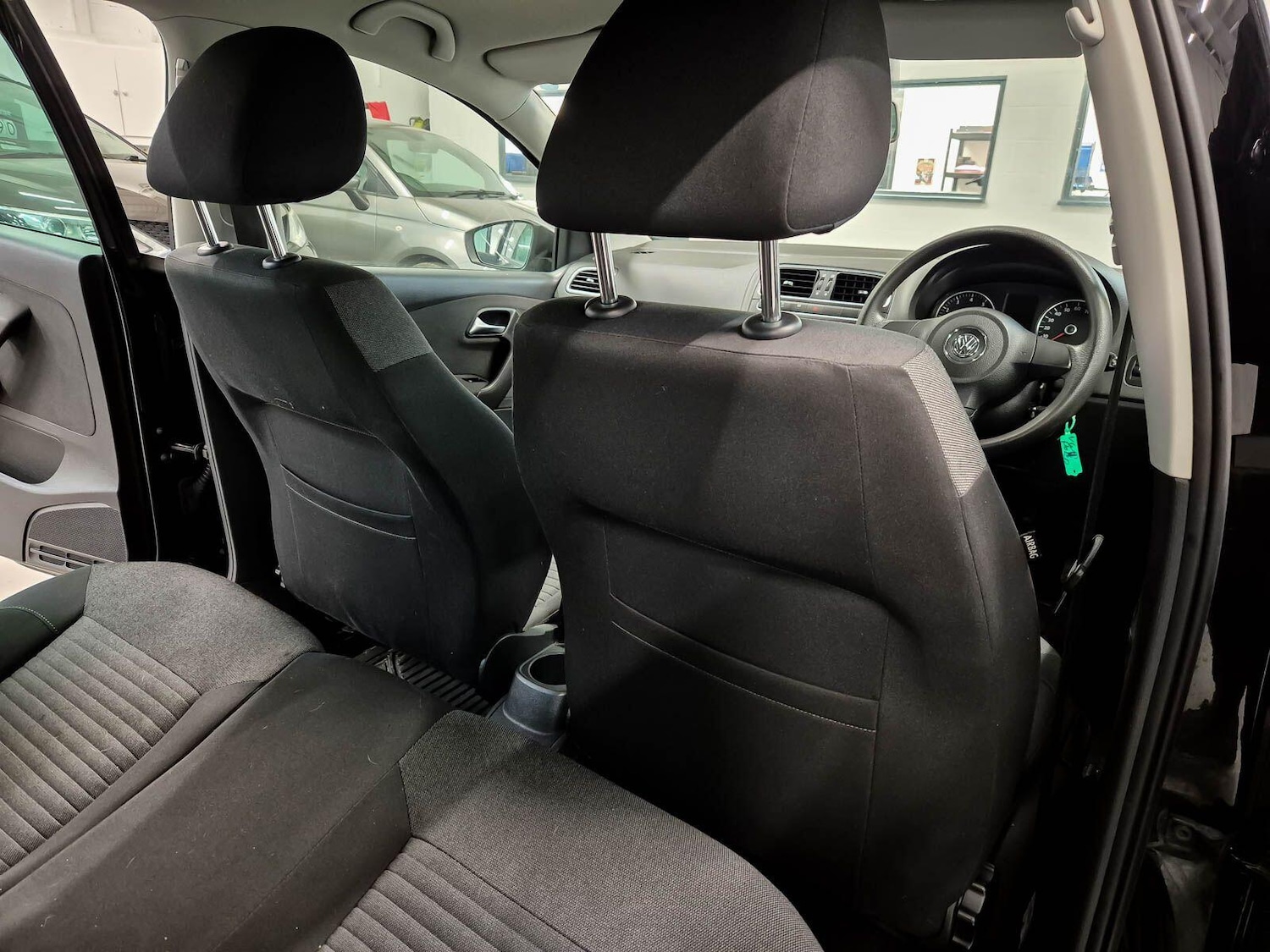 Used Volkswagen Polo 2012 for sale - 76952352: Photo 34