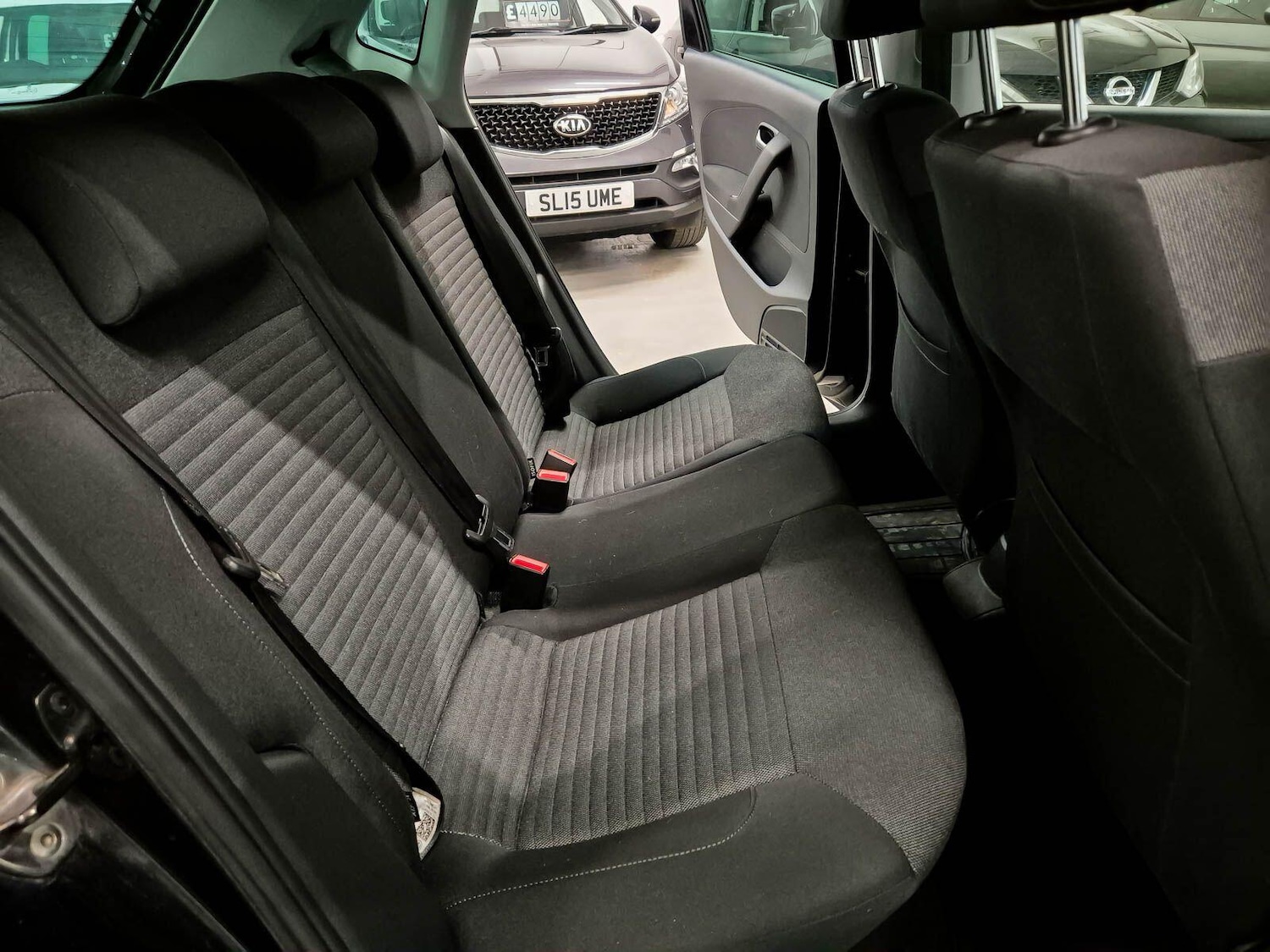 Used Volkswagen Polo 2012 for sale - 76952352: Photo 35