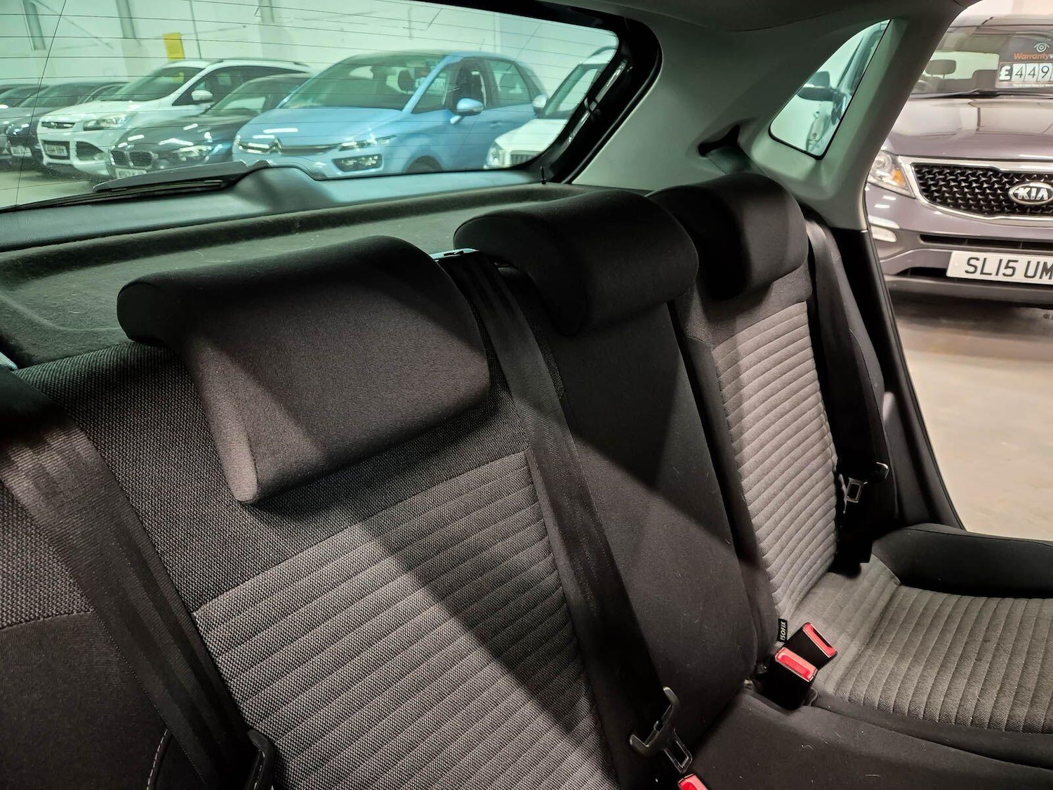 Used Volkswagen Polo 2012 for sale - 76952352: Photo 36