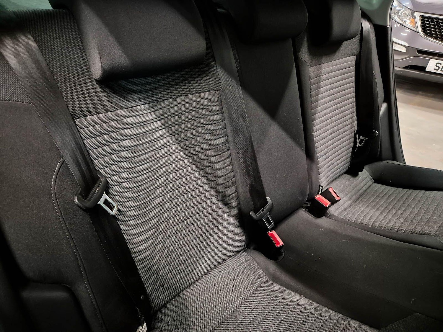 Used Volkswagen Polo 2012 for sale - 76952352: Photo 37