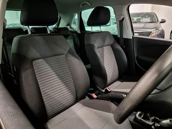 Used Volkswagen Polo 2012 for sale - 76952352: Photo