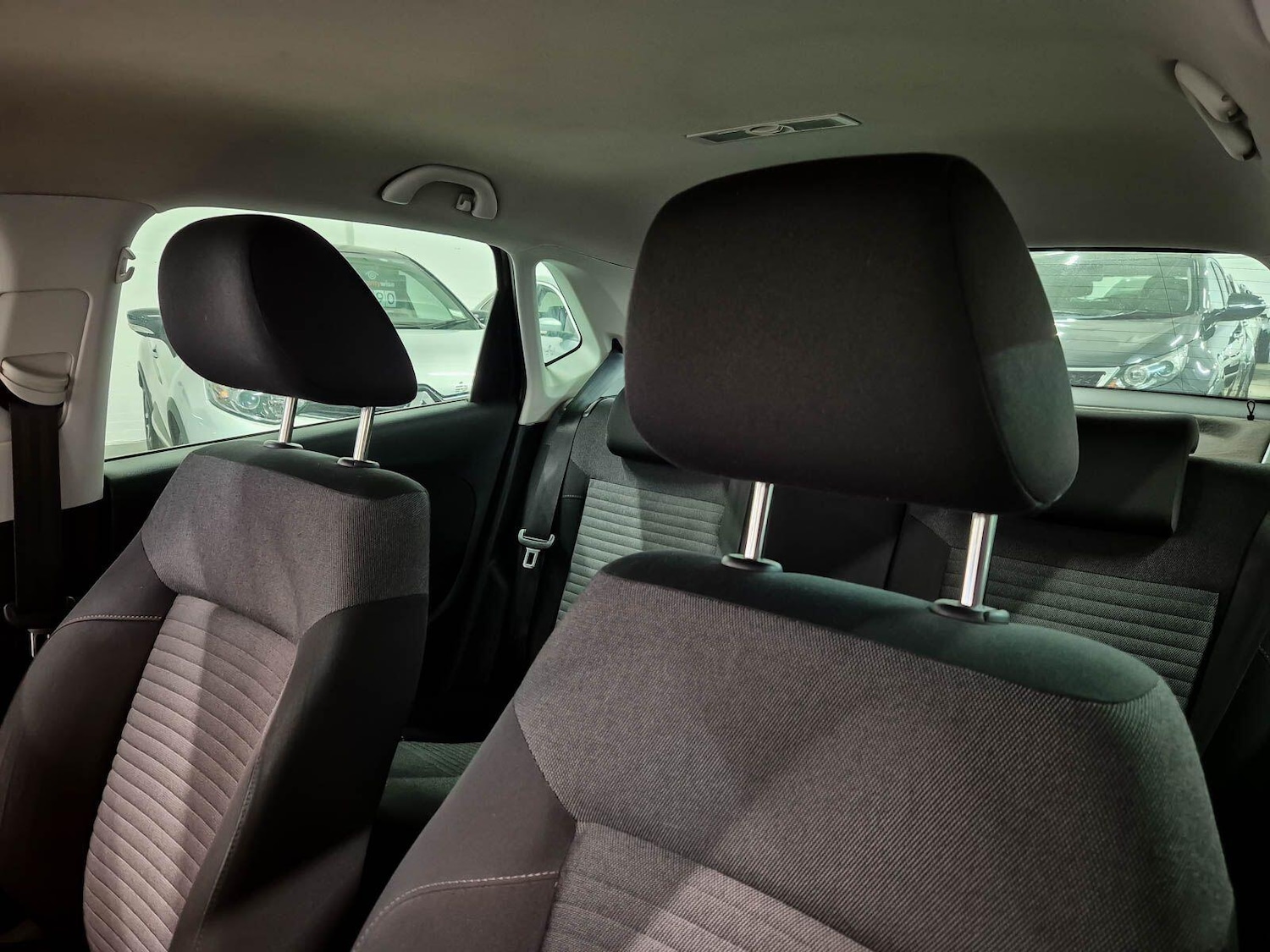 Used Volkswagen Polo 2012 for sale - 76952352: Photo 46