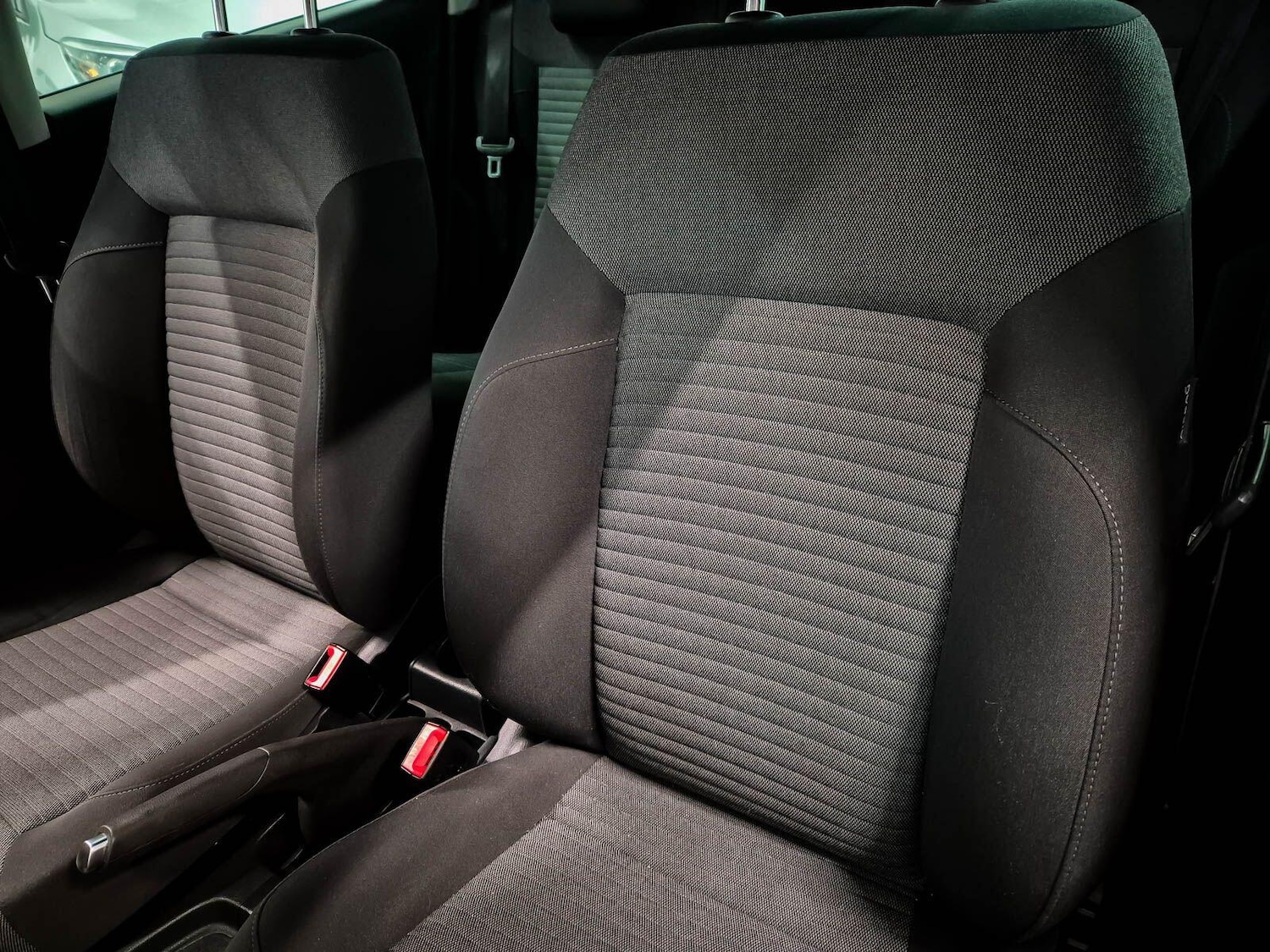 Used Volkswagen Polo 2012 for sale - 76952352: Photo 47