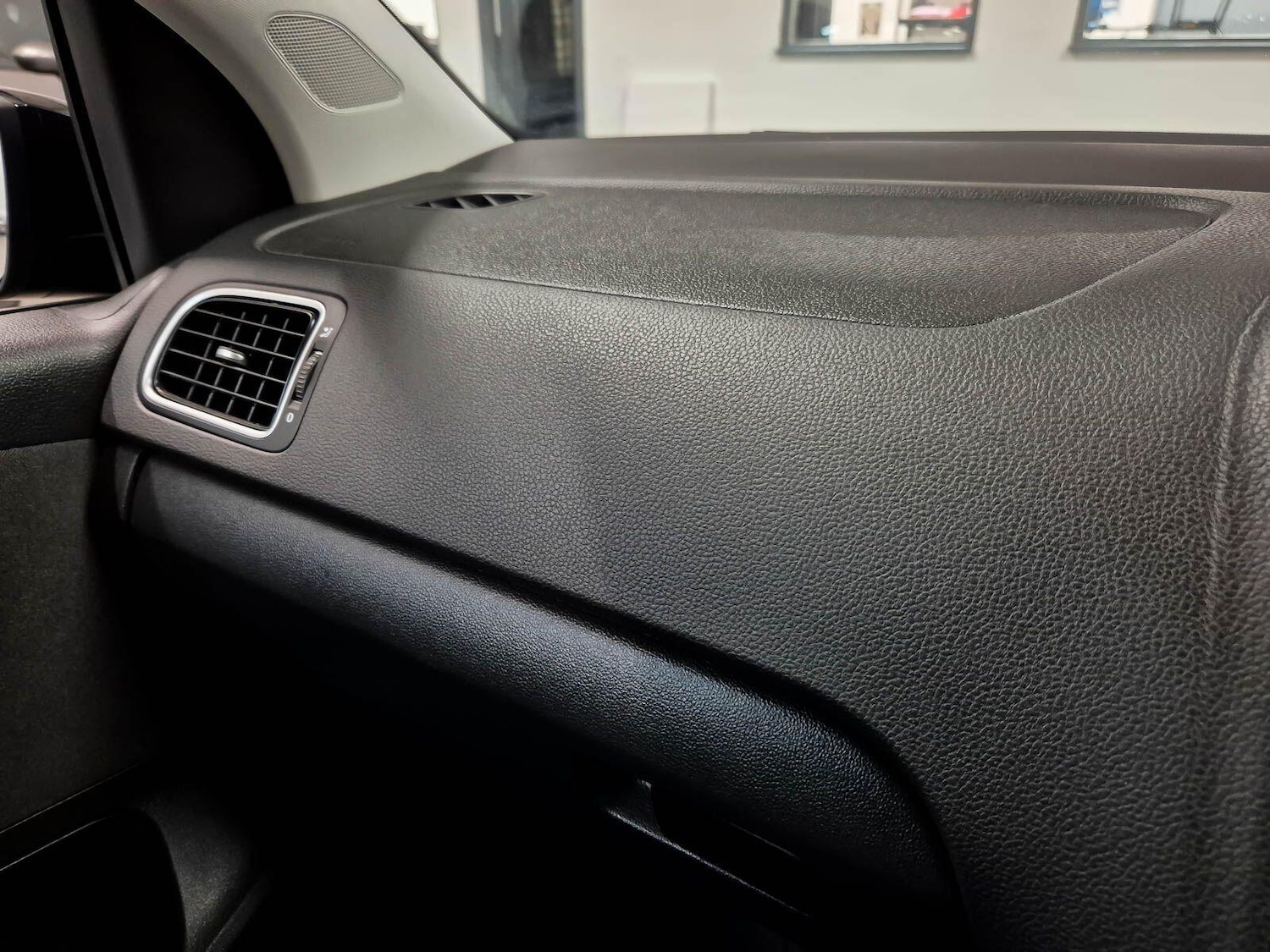 Used Volkswagen Polo 2012 for sale - 76952352: Photo 50