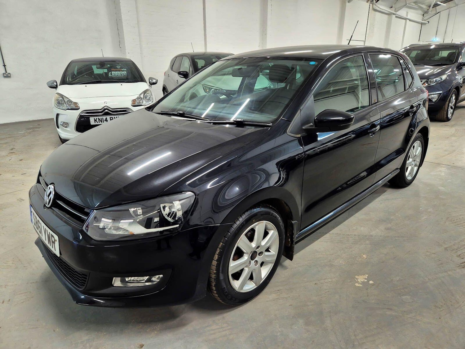 Used Volkswagen Polo 2012 for sale - 76952352: Photo 6