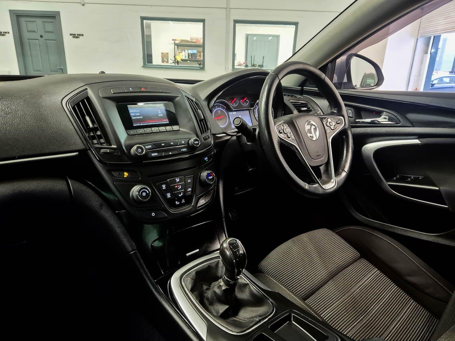 Used Vauxhall Insignia 2014 for sale - 77612972: Photo 66