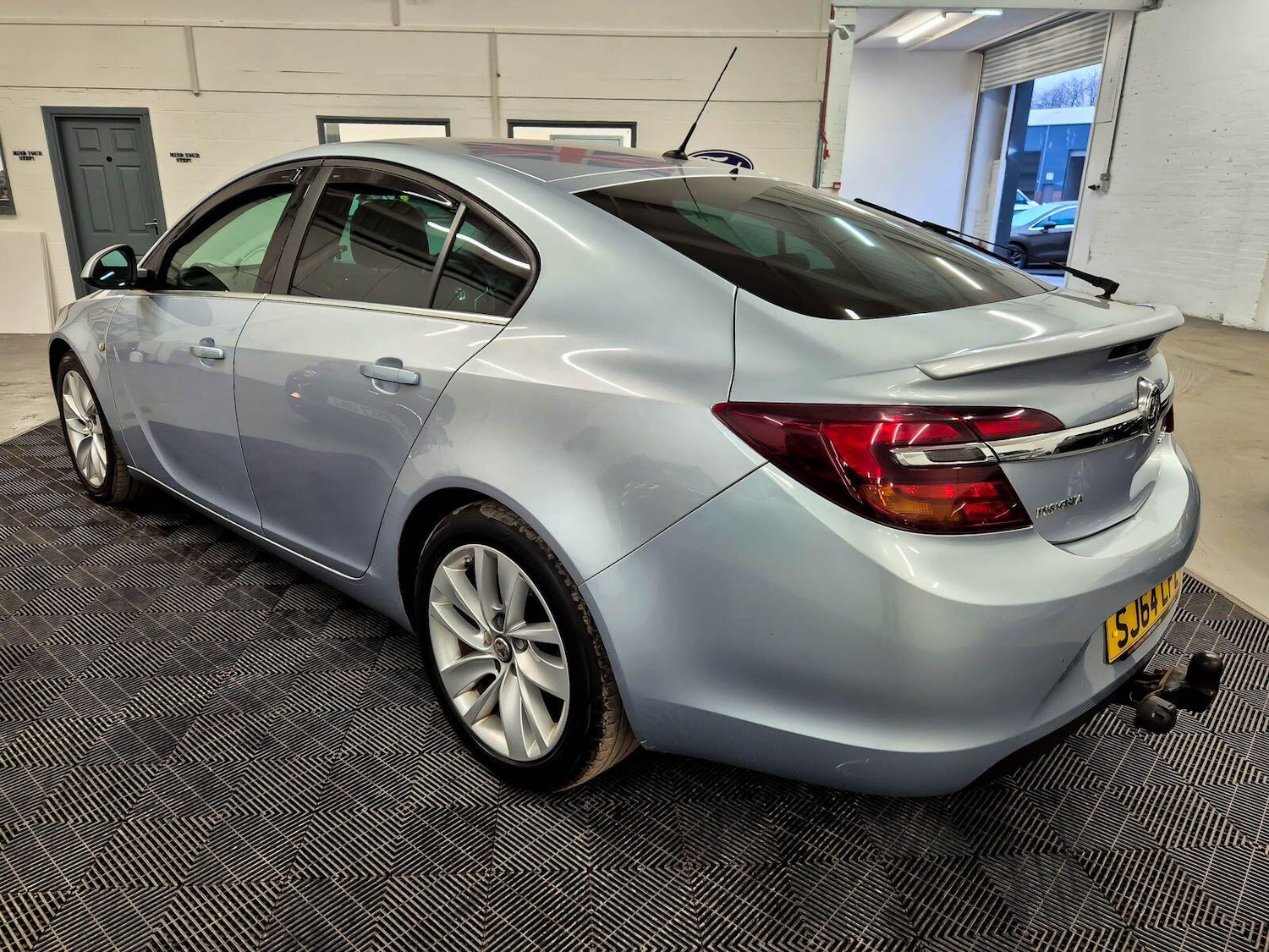 Used Vauxhall Insignia 2014 for sale - 77612972: Photo 7